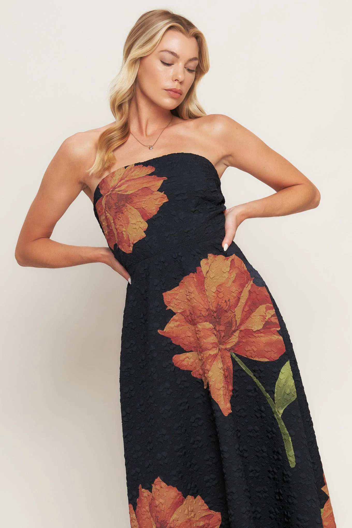 ART NOUVEAU BLOOM BLACK FLORAL MIDI DRESS - Image 5