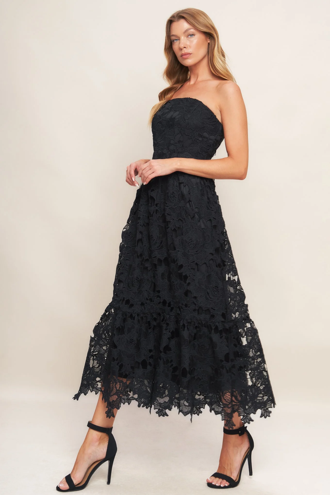 CAREFREE NIGHTS LACE MIDI DRESS - BLACK - Image 8