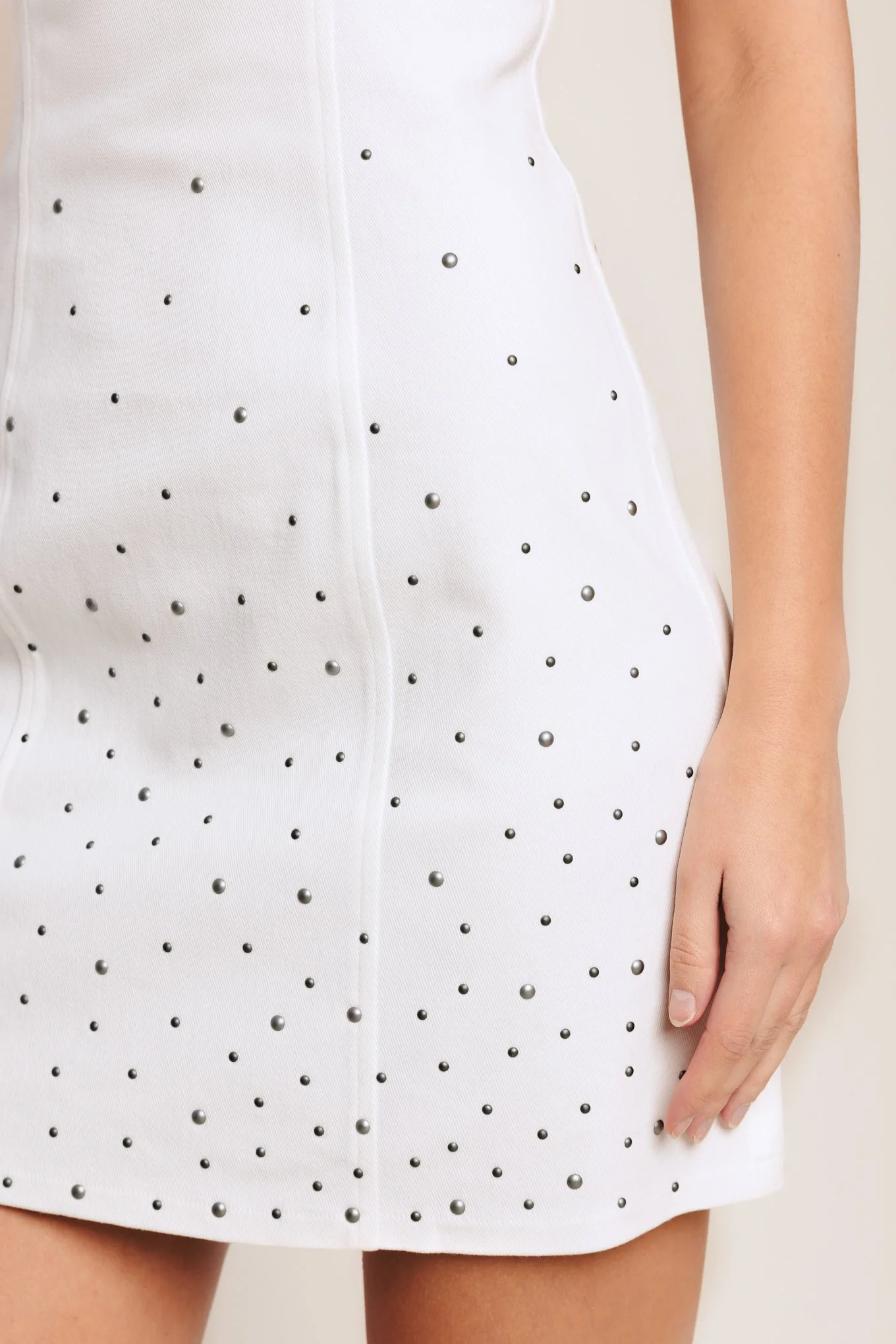 CITY TO COAST WHITE DENIM MINI DRESS - Image 6