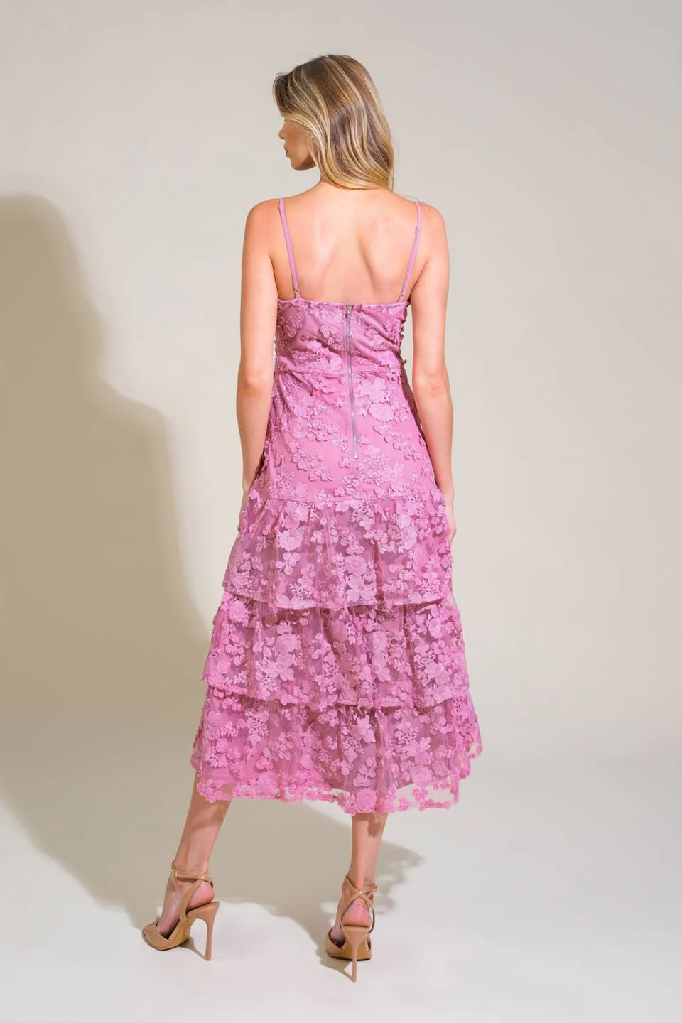 DAZZLING DAYBREAK - MAUVE LACE MIDI DRESS - Image 2