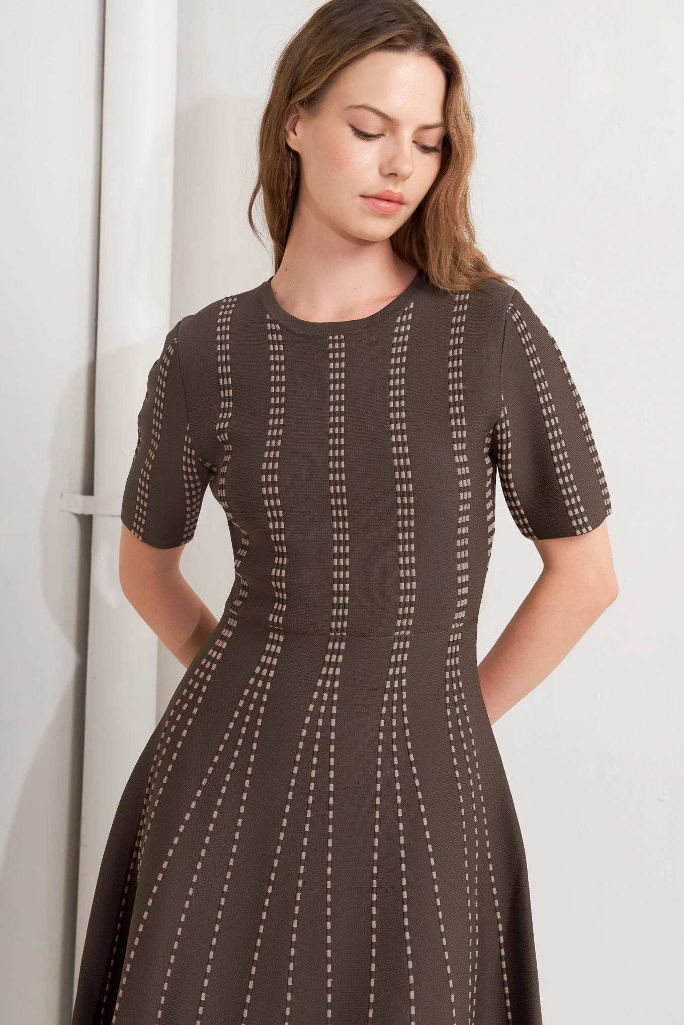 DOT DANCE SWEATER KNIT BROWN MIDI DRESS - Image 6