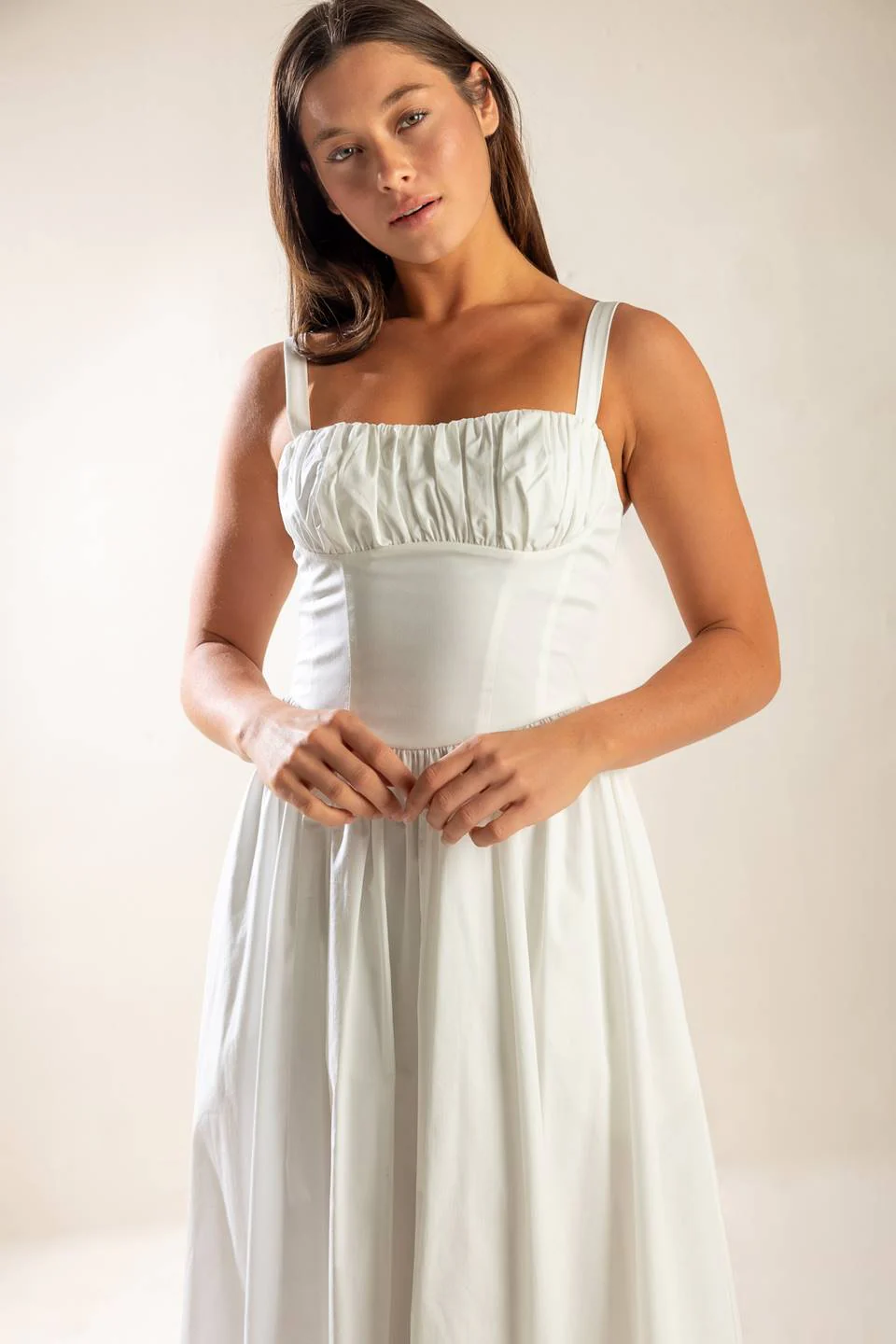 EASILY LOVED - RUCHED MIDI DRESS - Image 12