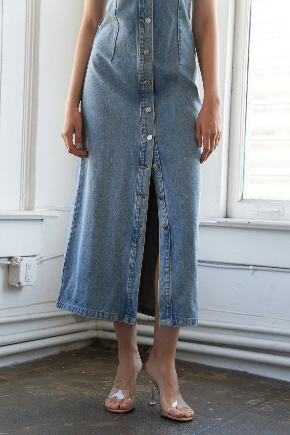 JUST FOLLOW ME - DENIM MIDI DRESS - Image 5