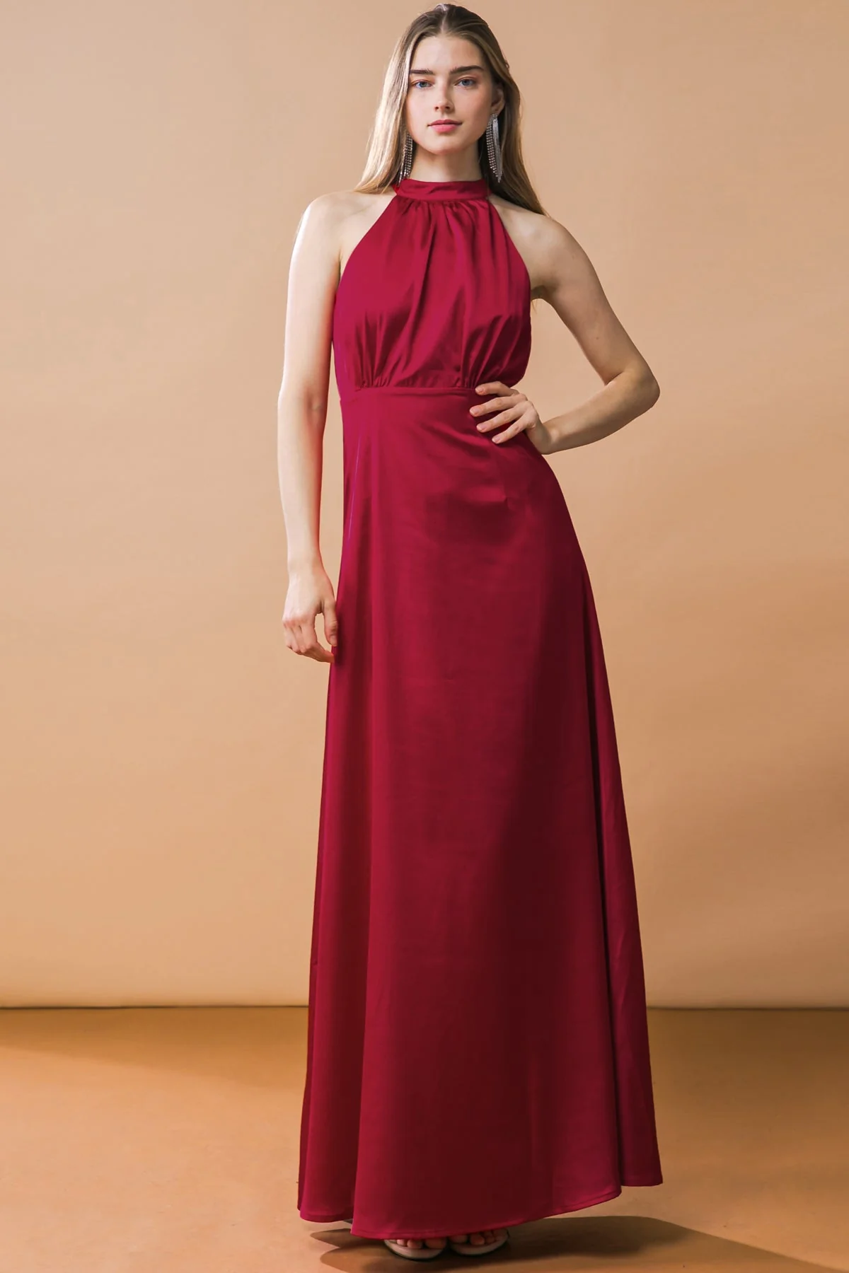 LOOKBOOK FAVORITE - HALTER MAXI DRESS