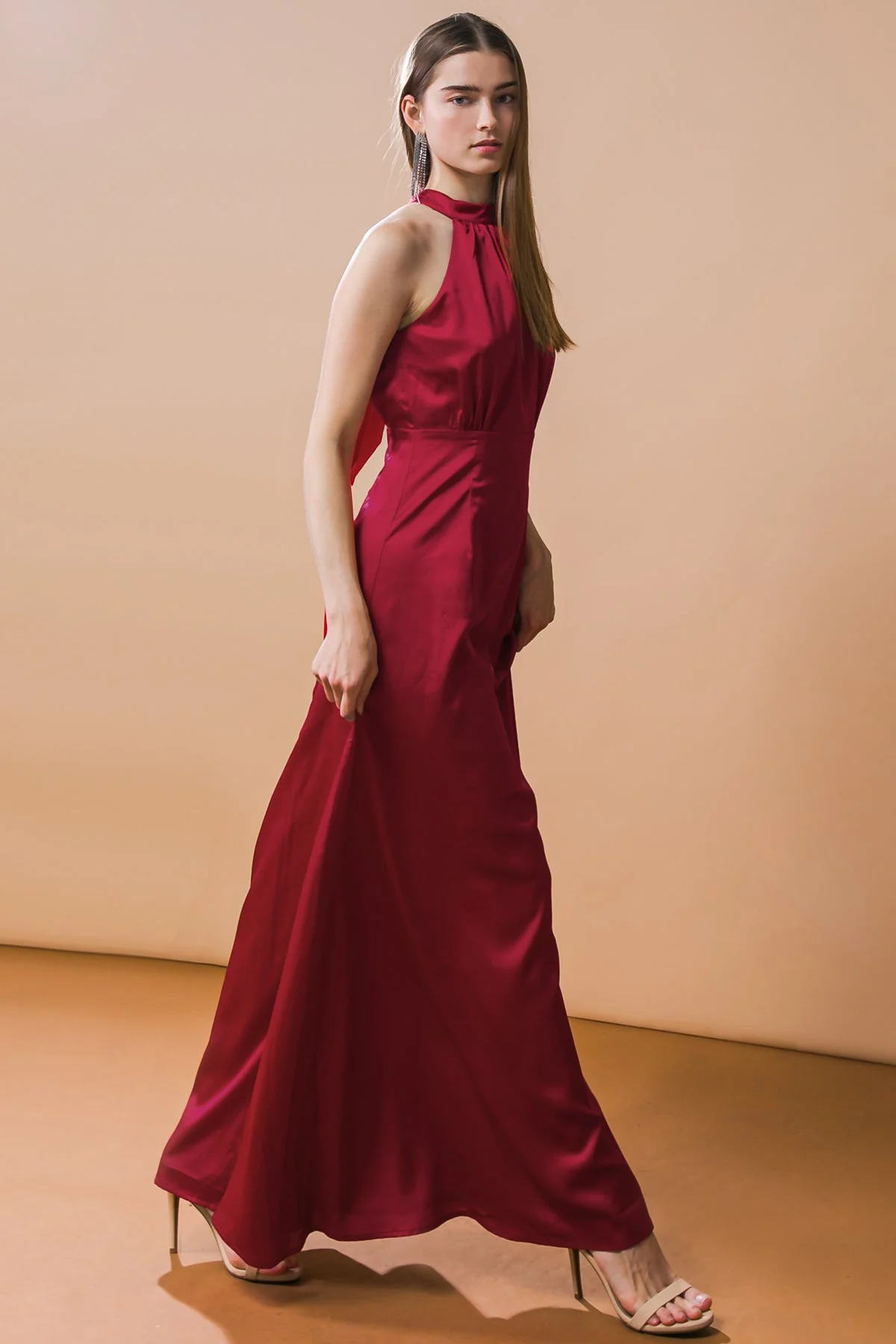 LOOKBOOK FAVORITE - HALTER MAXI DRESS - Image 8