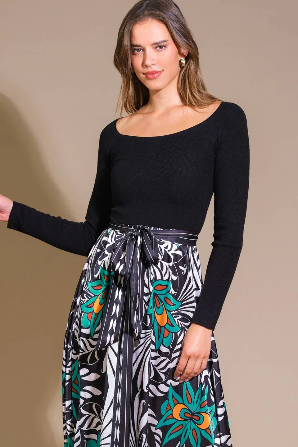 MELINA SWEATER & PRINT MIDI DRESS - Image 5