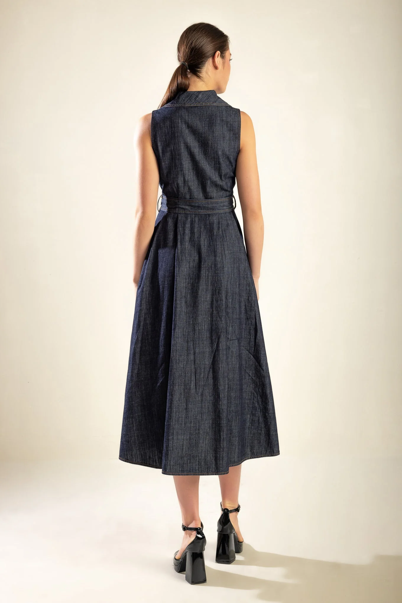 OASIS OF CALM - INDIGO - A-LINE DENIM MIDI DRESS - Image 5