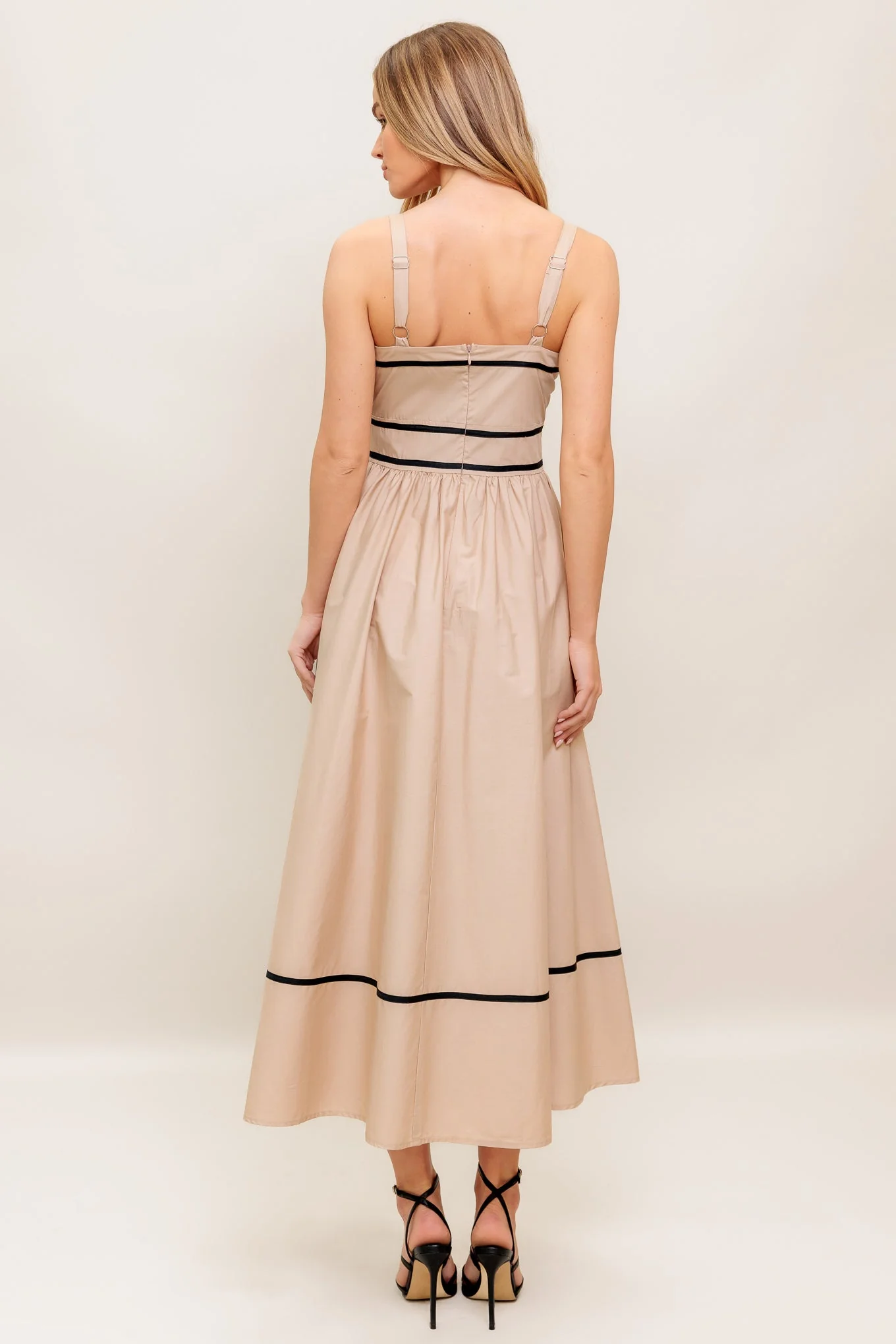 QUEENY MIDI DRESS - TAUPE - Image 4