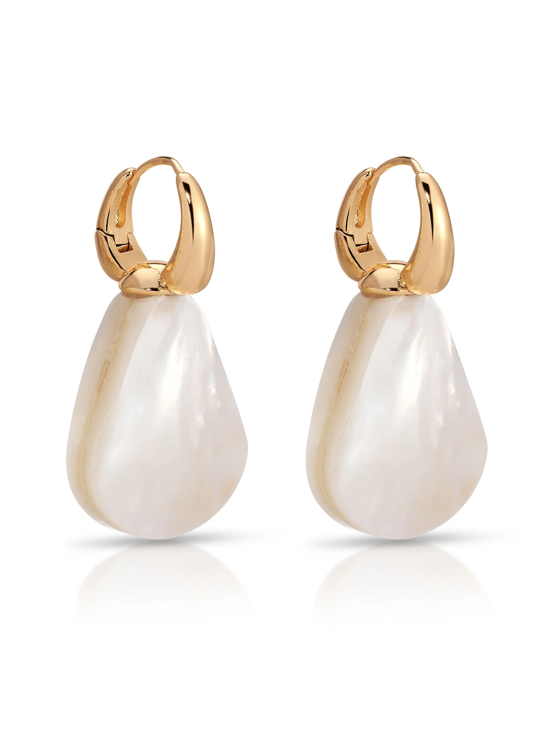 Sun-Kissed Pearl Earrings - Image 5